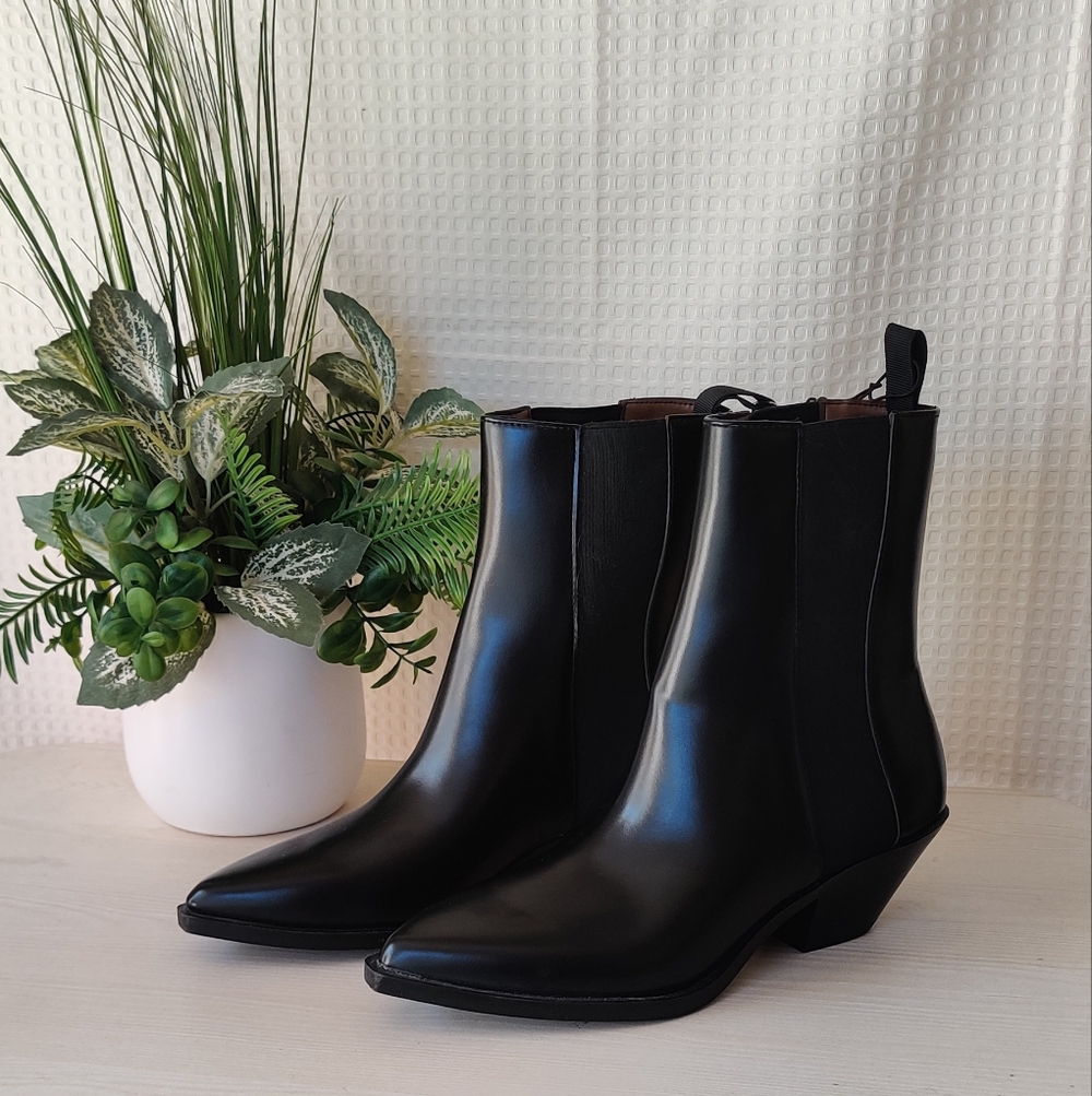 H & M Pointy Black Ankle Boots Size 6.5